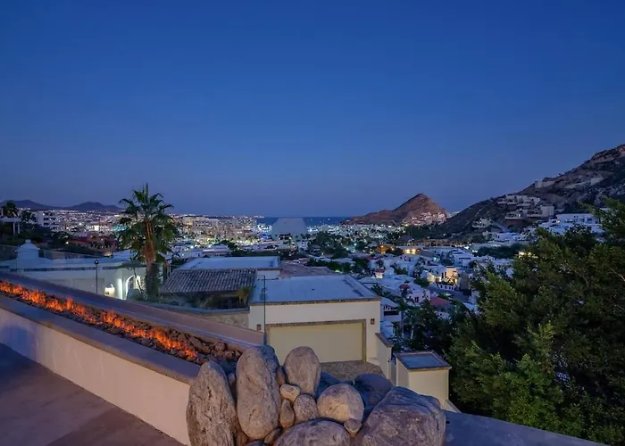 The One And Only Pedregal Hollywood House