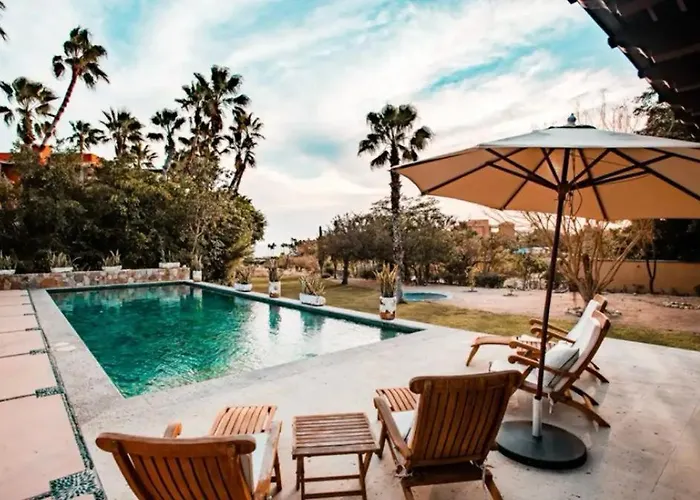 La Roca 8 Min Walking Distance To The Beach