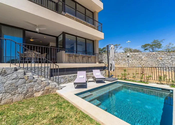 Private And Heated Pool With Arch View New Condo!