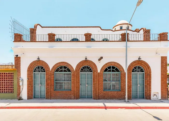 Downtown Historic Home - Starlink Wifi - Pool