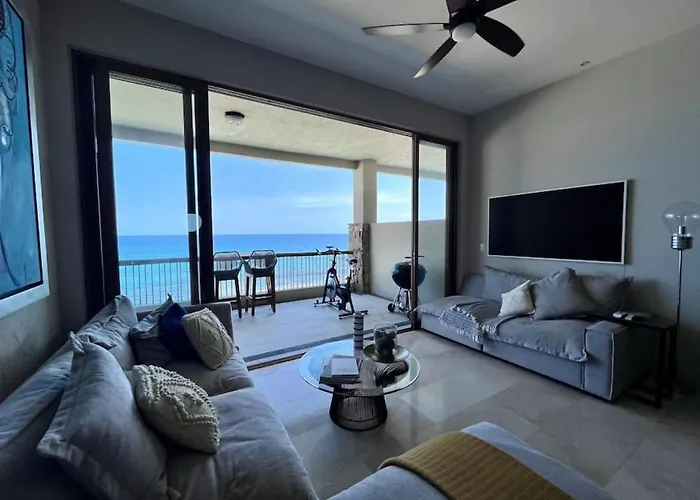 Beachfront 2Bd -Ocenview Terrace - Infinity Pool