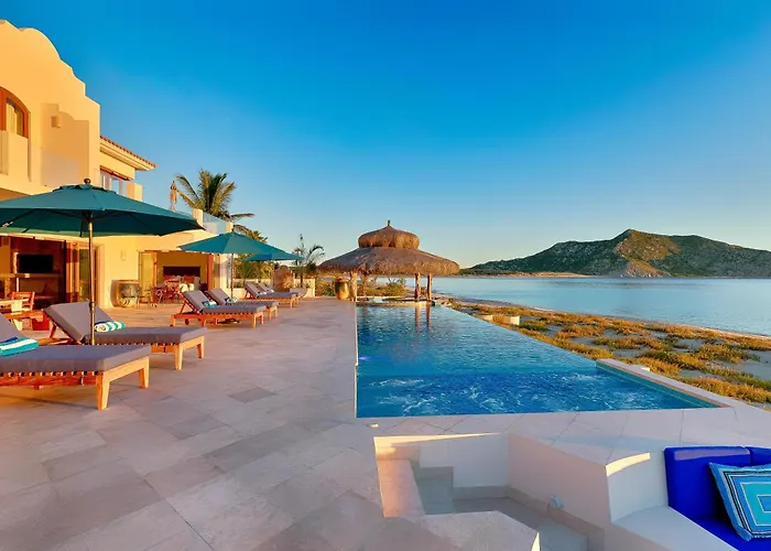 Villa Bahia de los Frailes by Cabo Villas