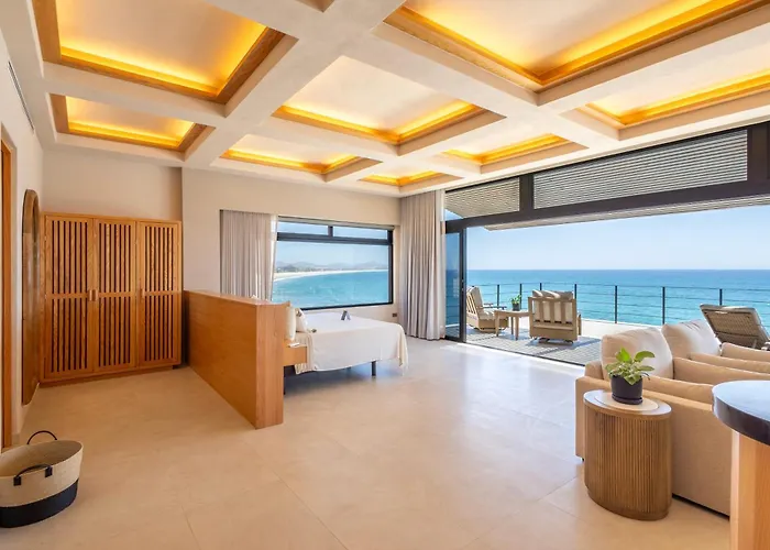 Cabo Break Hotel
