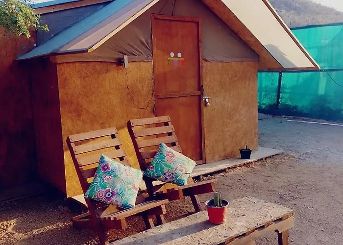Hostel Con Huerta En La Montana