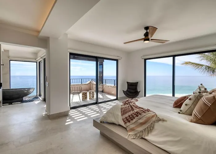 Luxury Unique Oceanfront Penthouse