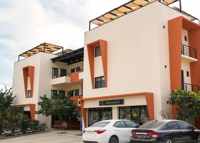 Suites Lomboy & Plaza