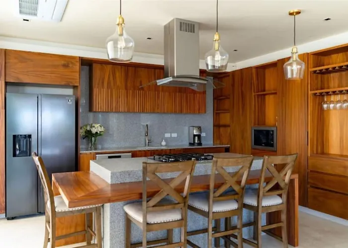 Cozy Lux Villa With Pool And Jacuzzi, Near Golf Course