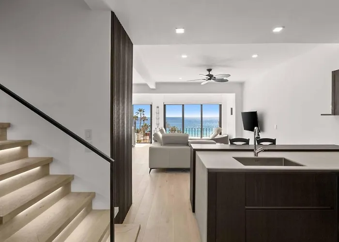 Beautiful Casa del Mar Delfin 302