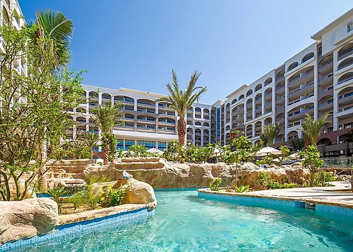 Villa La Valencia Beach Resort & Spa