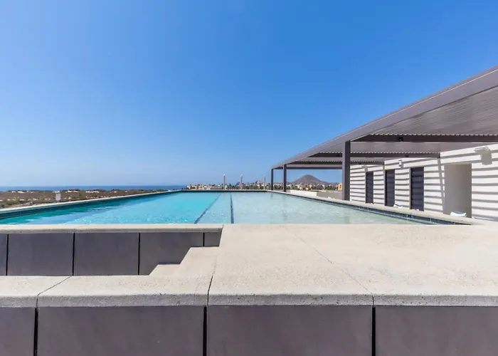 New Condo Right Next To The Beach - Pool