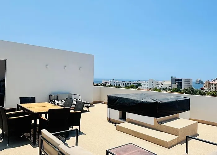 Penthouse With Private Jacuzzi