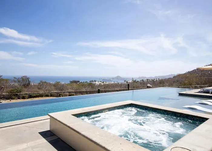 Condo Con Vista Al Arco, Piscina Infinity Y Spa