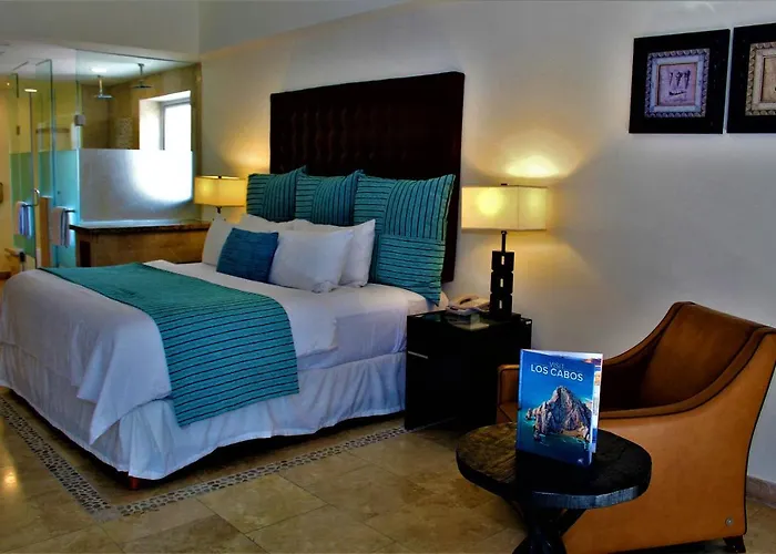 2 Bedroom Executive Suite. In The Heart Of Cabo!